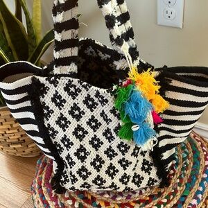 Shiraleah Black and White Striped Patterned Tote Bag